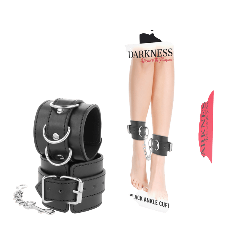 Menottes de chevilles cuir noir Darkness entrave de luxe - Mise en situation premium 6 - MANJOY