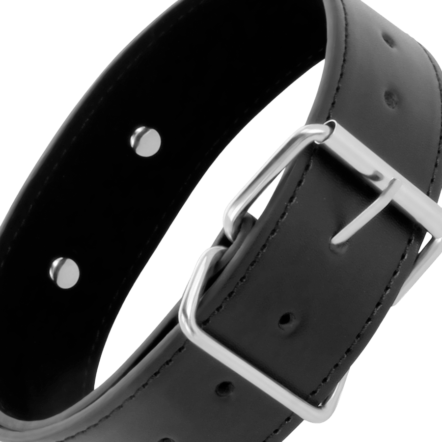 Collier de posture cuir noir Darkness laisse acier - Mise en situation Dark Luxury 1 - MANJOY