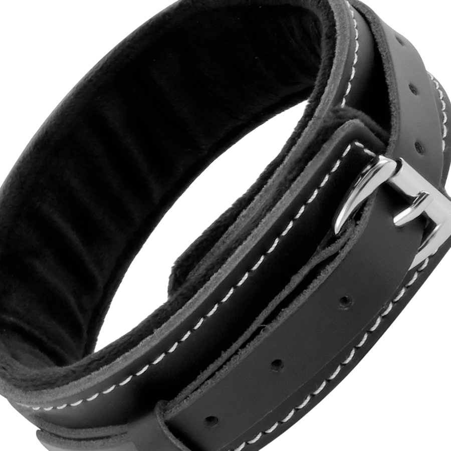 Collier de posture cuir véritable noir Darkness luxe - Mise en situation Dark Luxury 1 - MANJOY