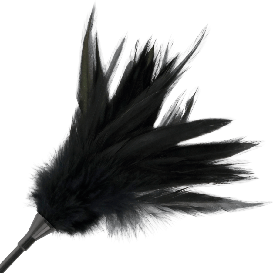 Cravache plumes et cuir noir Darkness impact - Détail de la texture et des finitions - MANJOY