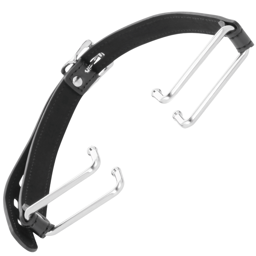 Bâillon à crochets bouche ouverte Darkness fétiche - Mise en situation Dark Luxury 4 - MANJOY